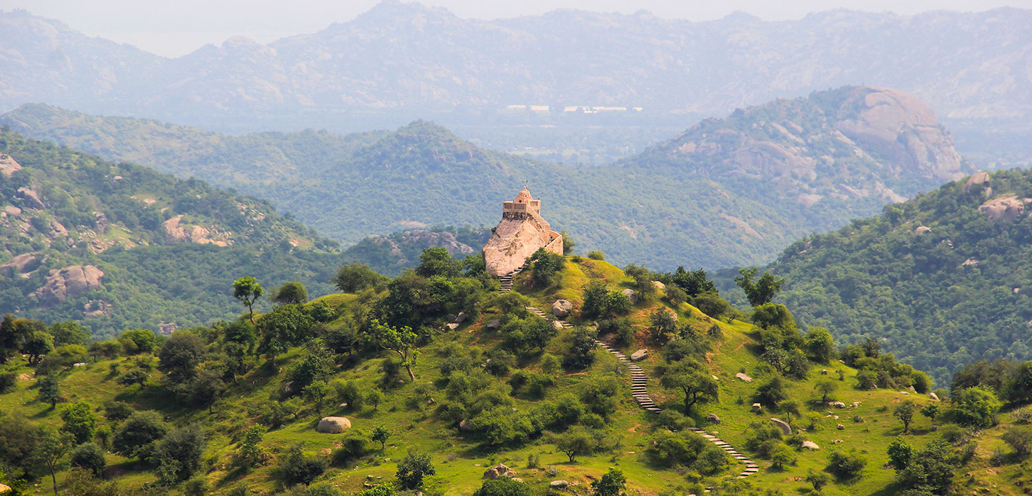Tour package - Taranga Hills in Gujarat, India