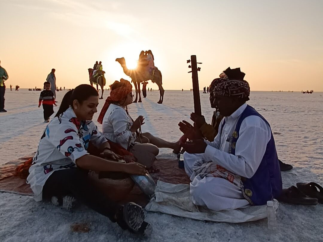 Tour package - Rann of Kutch with Dholavira in Gujarat, India